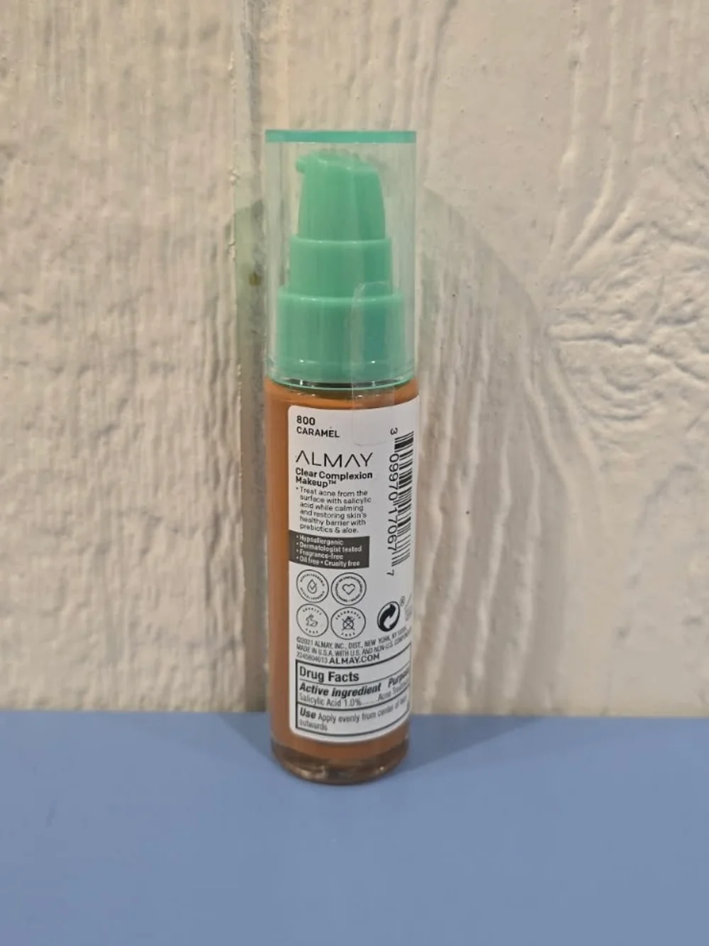 New Almay Clear Complexion Makeup - 800 Caramel (Warm Tan)